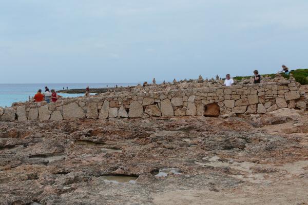 Warum Steinhäufchem am Cap de Ses Salines?